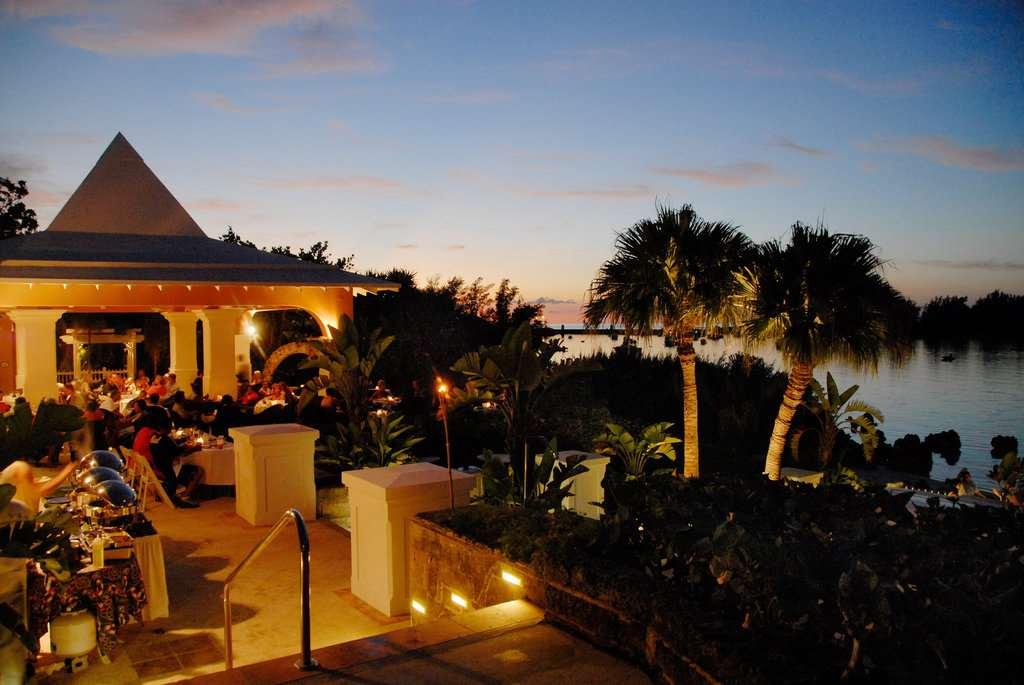 Grotto Bay Beach Resort Hamilton Parish Restaurang bild