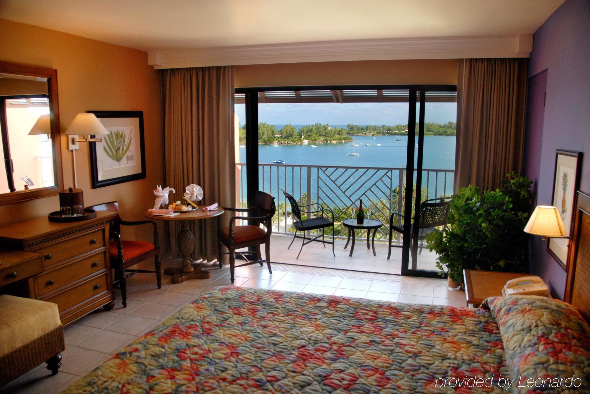 Grotto Bay Beach Resort Hamilton Parish Rum bild