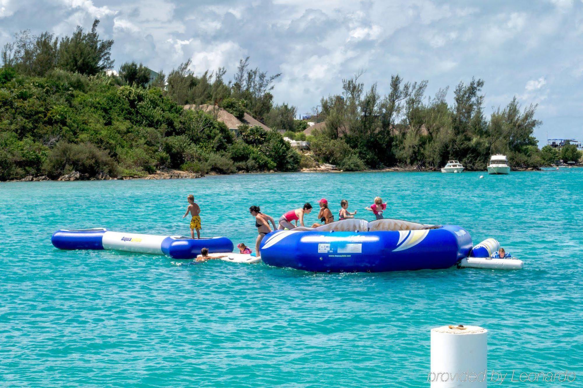 Grotto Bay Beach Resort Hamilton Parish Exteriör bild